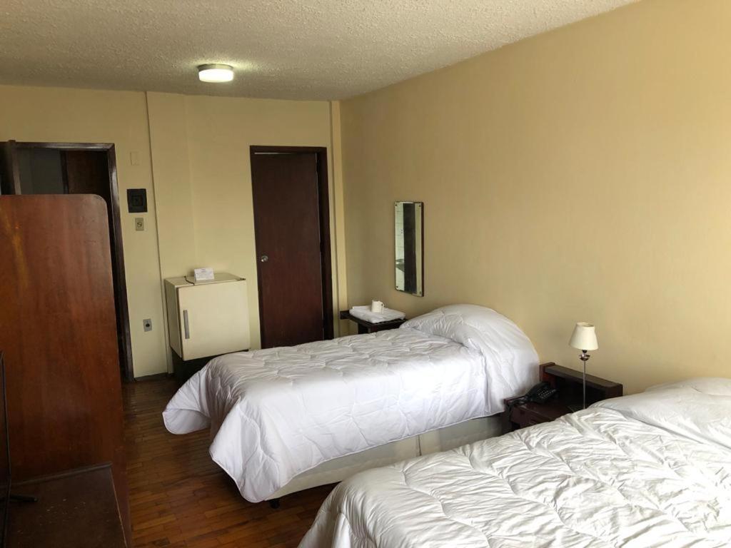 Hotel Estoril بيلوتاس المظهر الخارجي الصورة